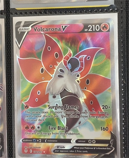 2021 Pokémon TCG Evolving Skies #170 Volcarona V — front