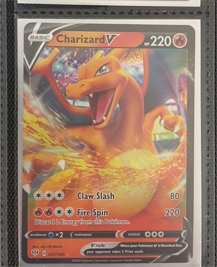 2020 Pokémon Darkness Ablaze #019 Charizard V — front