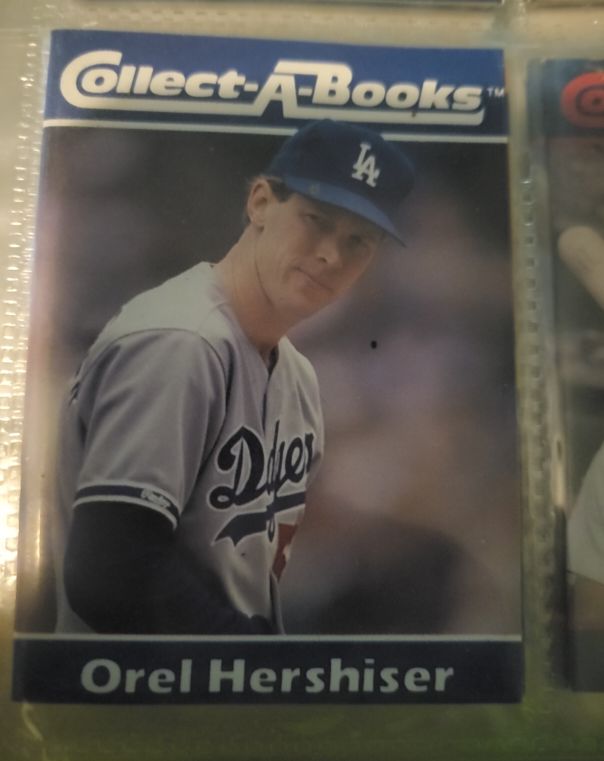 1990 Collect-A-Books #6 Orel Hershiser — front