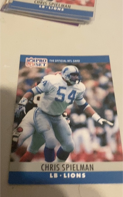 1990 Pro Set #554 Chris Spielman — front