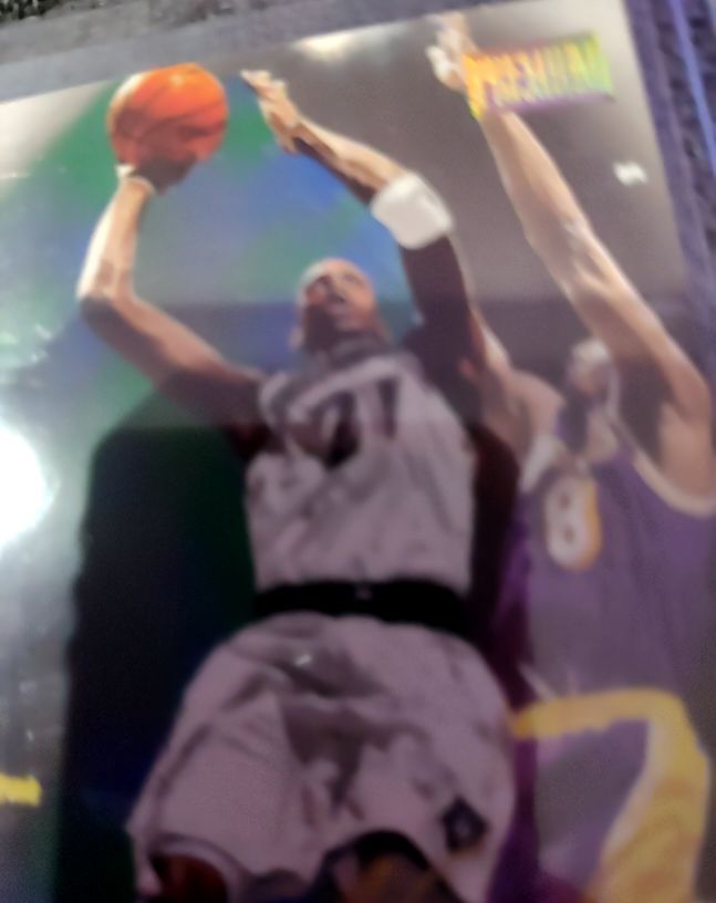 2003-04 Topps Contemporary Collection #71 Kevin Garnett — front
