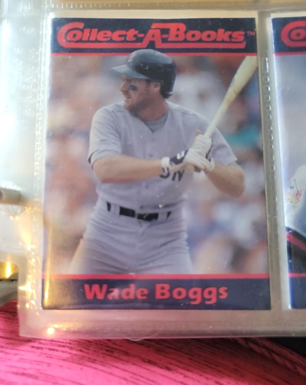 1990 Collect-A-Books #26 Wade Boggs — front