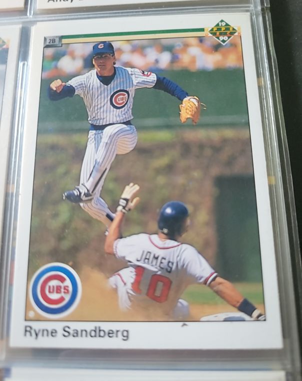 1990 Upper Deck #324 Ryne Sandberg — front