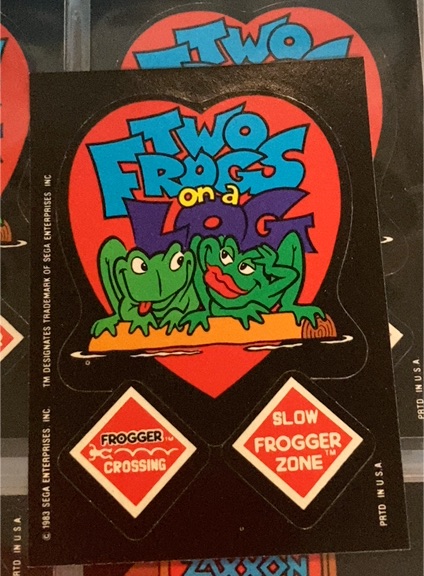 1983 Topps Video City Sega Frogger Two Frogs on a Log — front