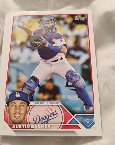 2023 Topps Series 2 #588 Austin Barnes — front