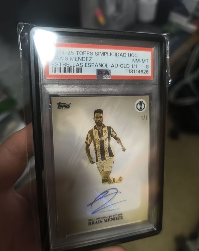 2024-25 Topps Simplicidad UCC Brais Mendez Estrellas Espanol-AU-GLD 1/1 — front