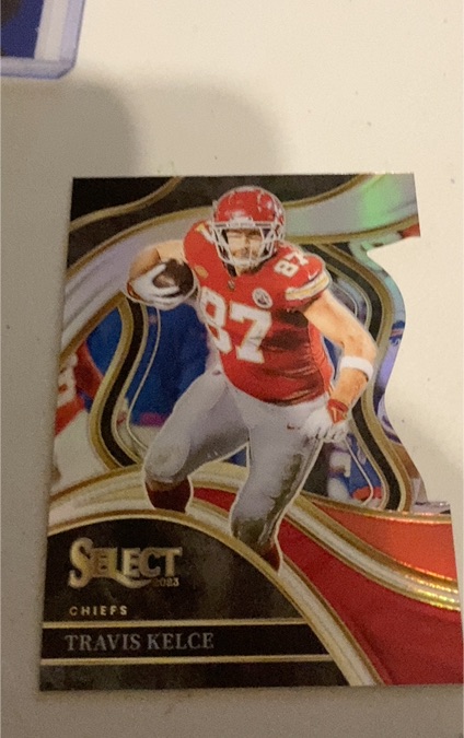 2023 Panini Select #215 Travis Kelce — front