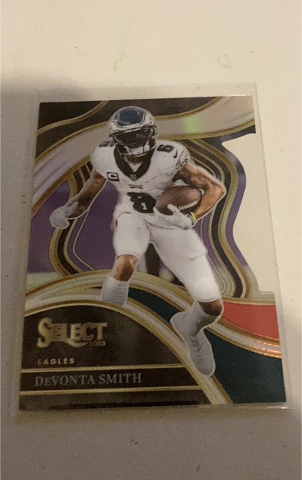 2023 Panini Select #272 DeVonta Smith — front
