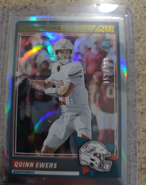 2025 Panini Score #75 Quinn Ewers — front