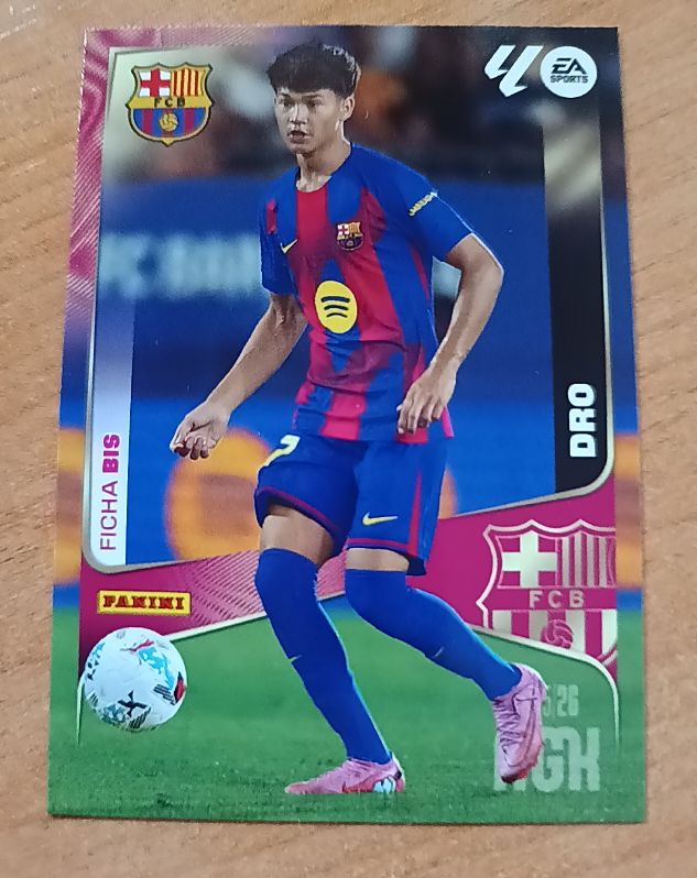 2023 Panini Merlin UEFA Club Competitions #426 Dro — front