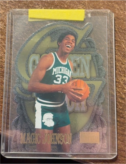 1993 Skybox Golden Touch #GT-33 Magic Johnson — front