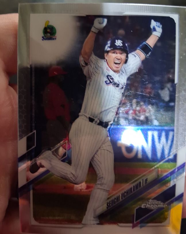 2021 Topps Chrome NPB #71 Seiichi Uchikawa Tokyo Yakult Swallows — front