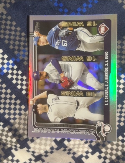 2025 Topps Series 1 #151 AL Wins Leaders Tarik Skubal José Berríos Seth Lugo — front