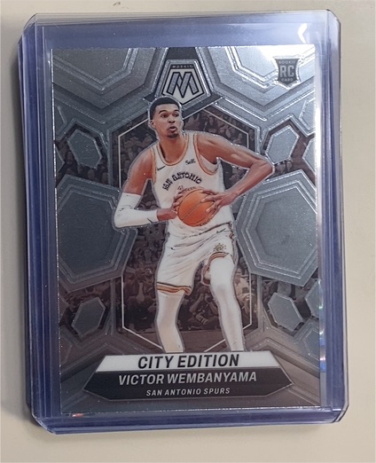 2023-24 Panini Mosaic #282 Victor Wembanyama City Edition — front