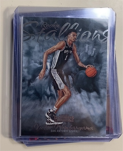 2023-24 Panini Contenders #21 Victor Wembanyama Rookie Stallions — front