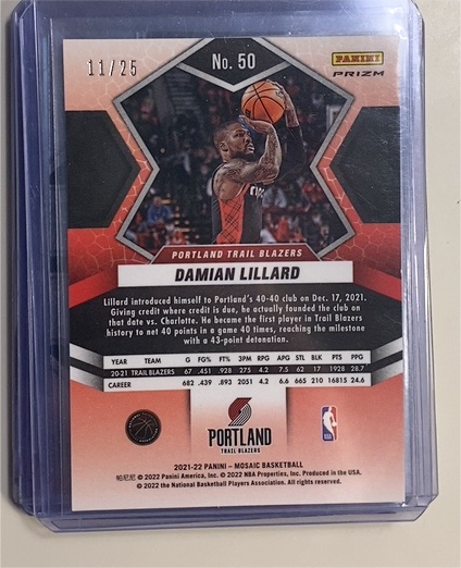 2021-22 Panini Mosaic Silver Prizm #50 Damian Lillard — front