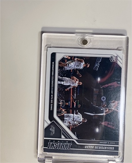 2023-24 Panini Instant #98 Victor Wembanyama Rookie RC — front