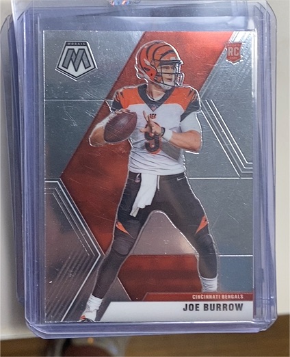 2020 Panini Mosaic #201 Joe Burrow — front