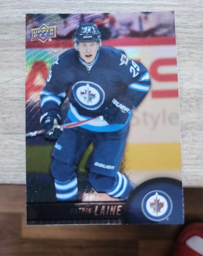 2017-18 Upper Deck Tim Hortons #29 Patrik Laine — front