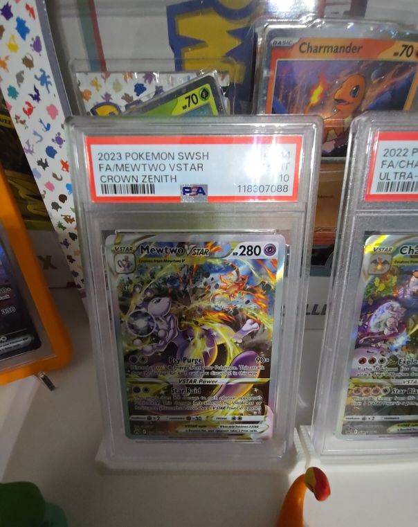 2023 Pokémon SWSH Crown Zenith #GG44 Mewtwo VSTAR — front