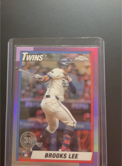 2025 Topps Chrome 1990 Topps #90CB-20 Brooks Lee — front