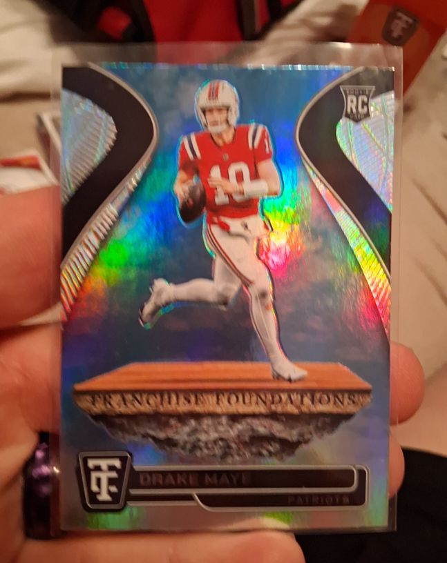 2024 Panini Totally Certified #16 Drake Maye Franchise Foundations — front