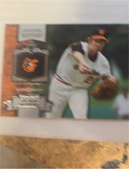 1995 Donruss #20 Mike Mussina — front