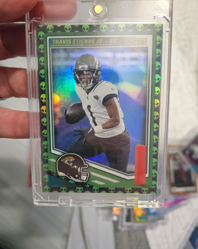 2025 Panini Score Travis Etienne Jr. Extraterrestrial — front