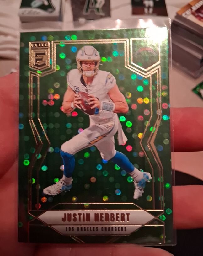 2025 Panini Donruss Elite Justin Herbert Green Disco — front
