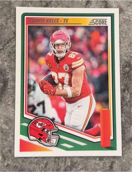 2025 Panini Score #232 Travis Kelce — front