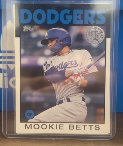 2021 Topps Update 1986 Topps 35th Anniversary #86B-10 Mookie Betts — front
