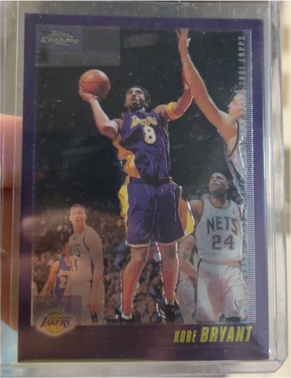2000-01 Topps Chrome #107 Kobe Bryant — front
