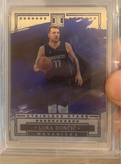 2022-23 Panini Impeccable Stainless Stars #SSA-LUD Luka Dončić — front
