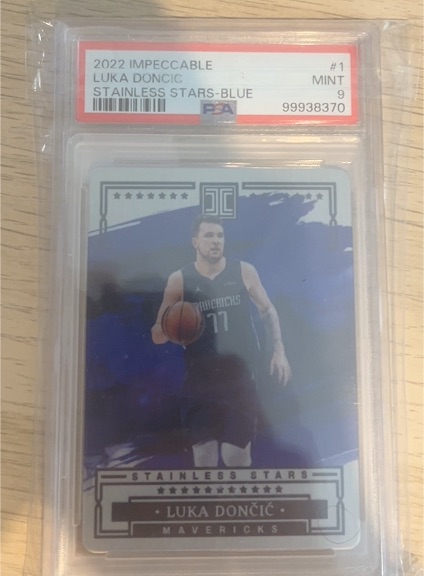 2022 Panini Impeccable #1 Luka Doncic Stainless Stars-Blue — front