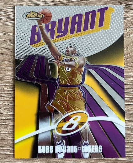 2003-04 Topps Finest #88 Kobe Bryant — front