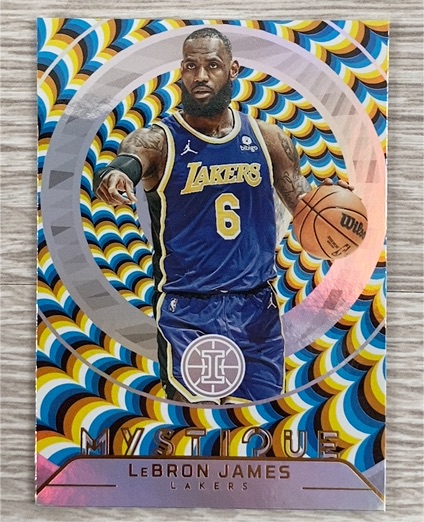 2021-22 Panini Illusions Mystique #2 LeBron James — front