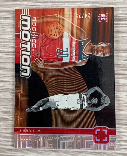 2024-25 Panini Photogenic Rookies In Motion #3 Johnny Davis — front