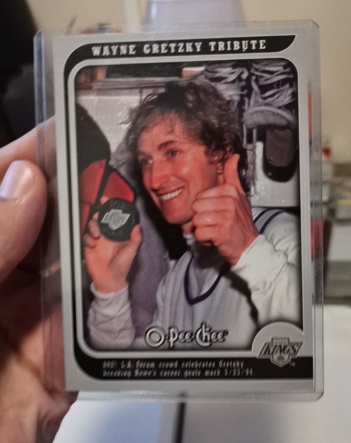 2003 UD Super Stars Magic Moments #MM18 Wayne Gretzky — front