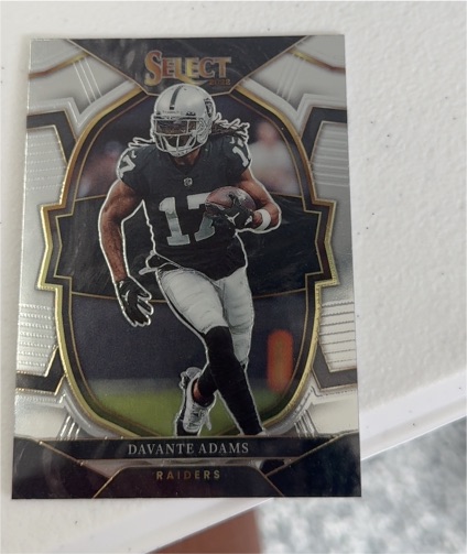 2022 Panini Select #17 Davante Adams — front