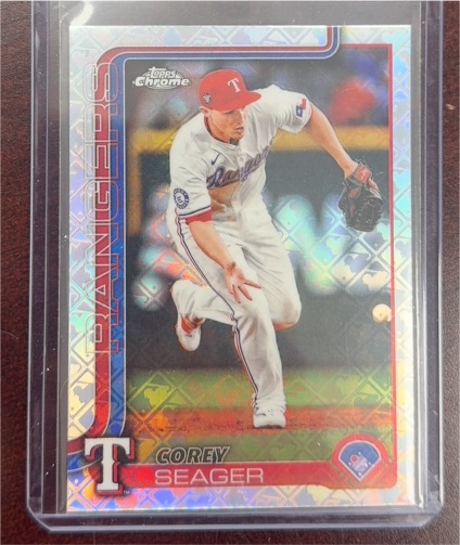 2025 Topps Chrome #24 Corey Seager — front