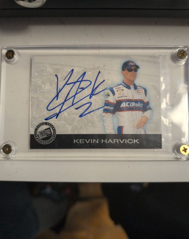 2001 Press Pass Kevin Harvick Autograph — front