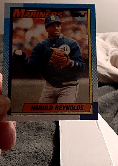1990 Topps #330 Harold Reynolds — front