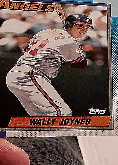 1990 Topps #525 Wally Joyner — front