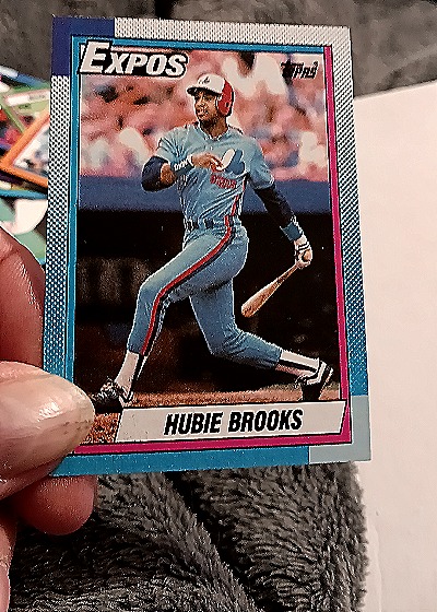 1990 Topps #745 Hubie Brooks — front