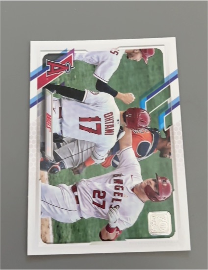 2021 Topps #621 Shohei Ohtani — front