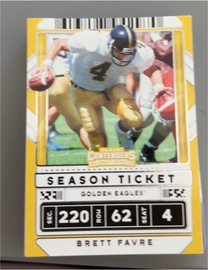2020 Panini Contenders Draft Picks Season Ticket #4 Brett Favre — front