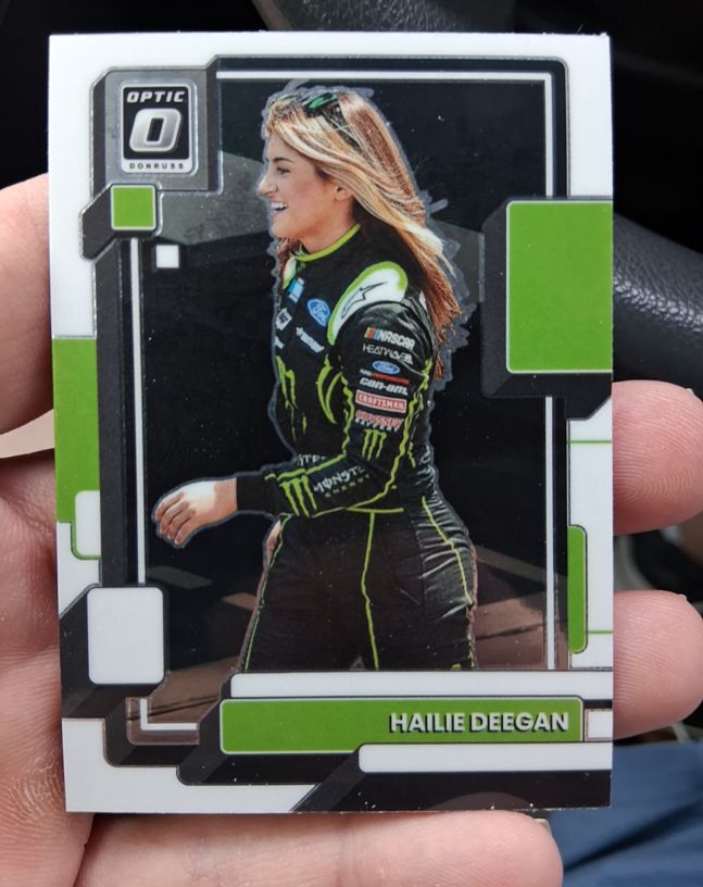 2023 Donruss Optic Racing #30 Hailie Deegan — front