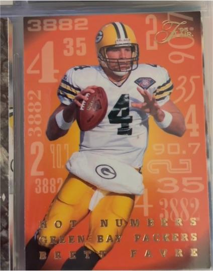 1995 Flair Hot Numbers #6 Brett Favre — front