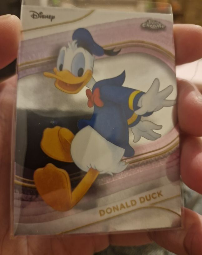 2025 Topps Chrome Disney #34 Donald Duck — front