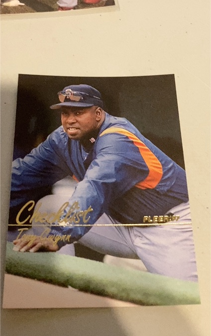 1997 Fleer #743 Tony Gwynn — front